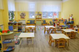 Группа № 9 для детей раннего возраста общеразвивающей направленности.
1 младшая группа "Б".
г. Колпино, ул. Тверская, дом 38 , корпус 2