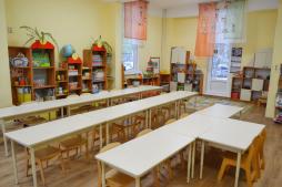 Группа № 12 для детей старшего возраста общеразвивающей направленности.
Подготовительная группа "В".
г. Колпино, ул. Тверская, дом 38 , корпус 2